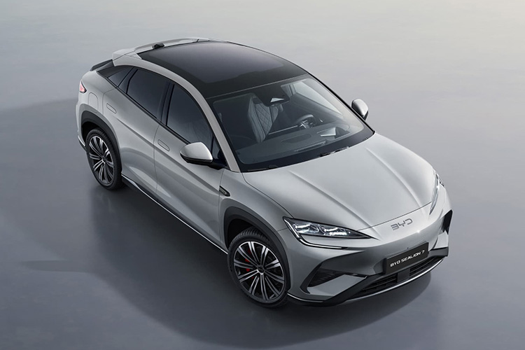 BYD Sealion 7