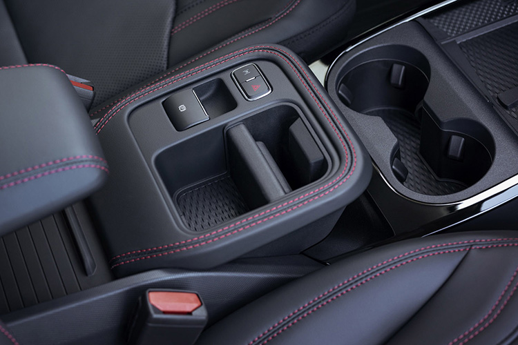 Ford Mustang Mach-E 2025