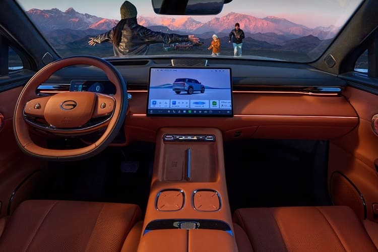 Интерьер кроссовера GAC S7