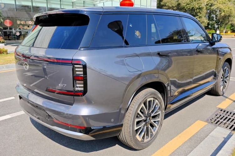 Кроссовер GAC S7 / фото из соцсети