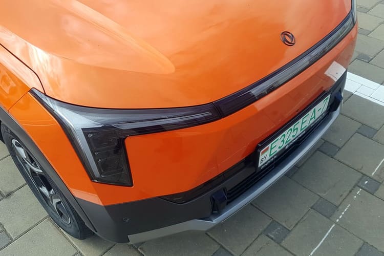 Электрический кроссовер Dongfeng Vigo