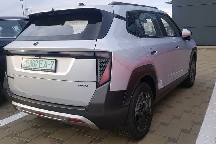 Электрический кроссовер Dongfeng Vigo