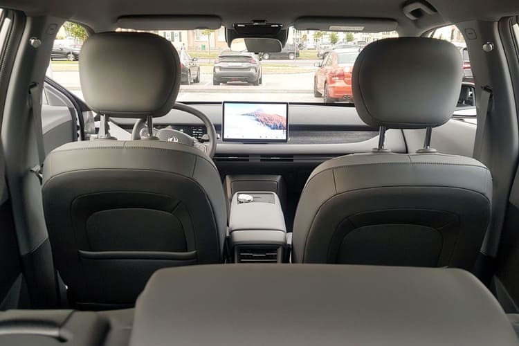 Салон кроссовера Dongfeng Vigo