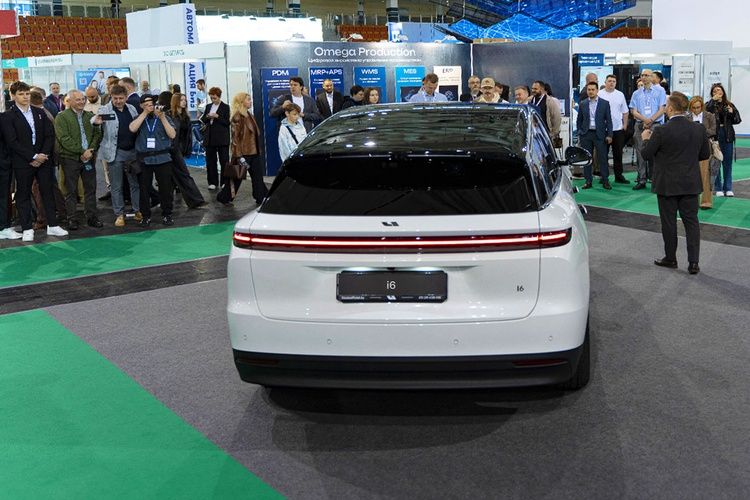 Li i6